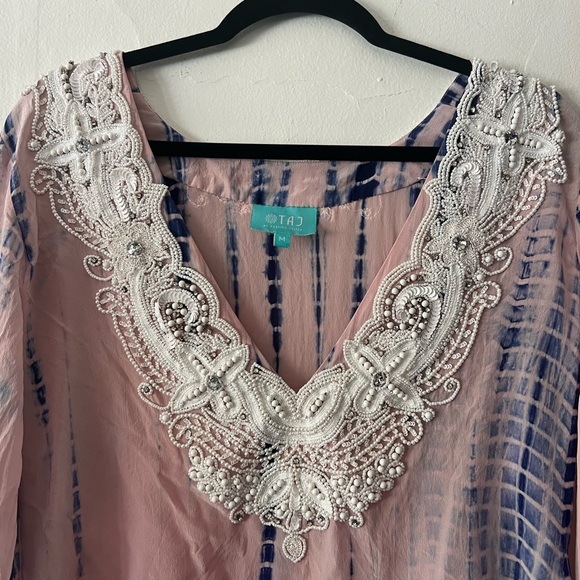 Women’s silk tunic with beading - Picture 3 of 7